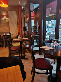 Atmosphère du Restaurant Pizza Di Napoli à Paris - n°3