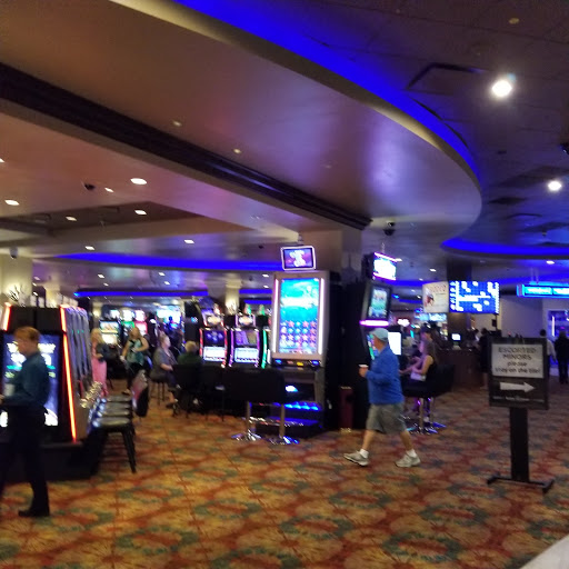 Resort «Seven Feathers Casino Resort», reviews and photos, 146 Chief Miwaleta Ln, Canyonville, OR 97417, USA