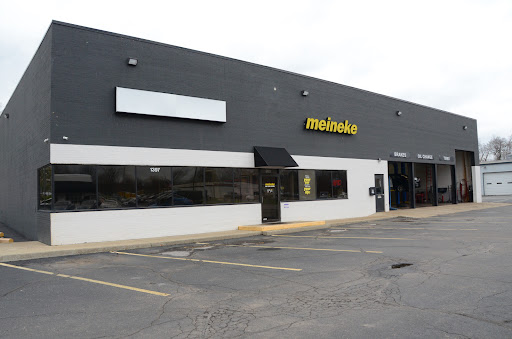 Auto Repair Shop «Meineke Car Care Center», reviews and photos, 1395 S 10th St, Noblesville, IN 46060, USA