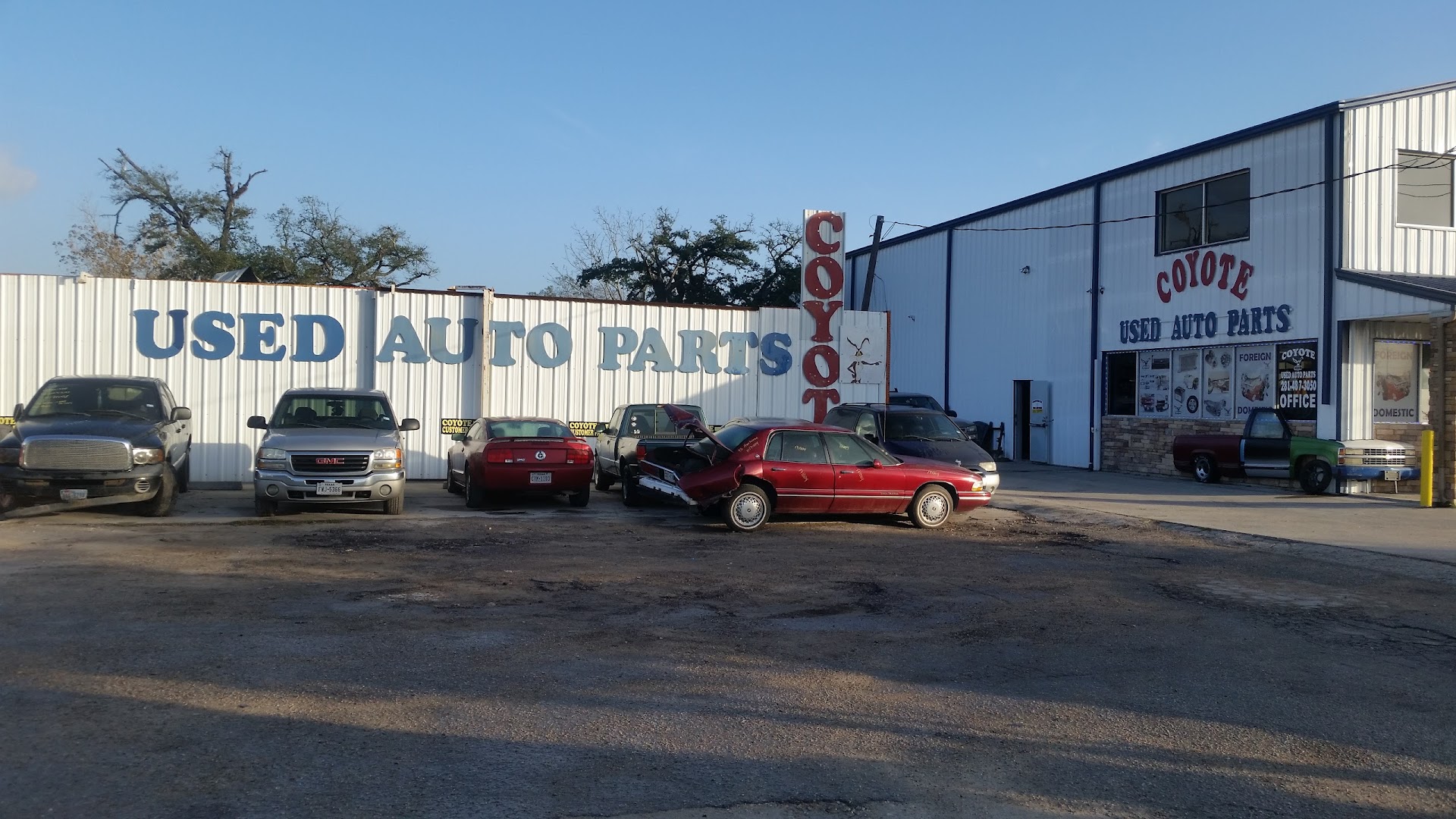 Auto parts store In Pasadena TX 
