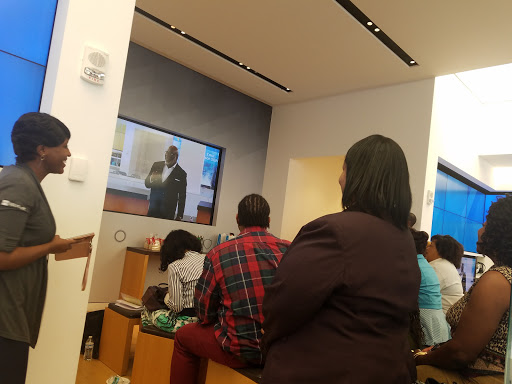 Computer Store «Microsoft Store - St. Johns Town Center», reviews and photos, 4791 River City Dr #113, Jacksonville, FL 32246, USA