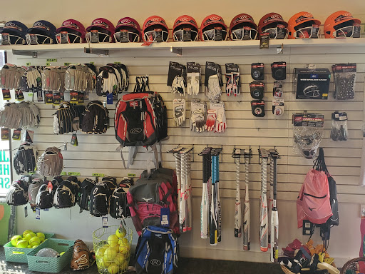 Sporting Goods Store «Just Her Sports», reviews and photos, 3700 Greenbriar Dr, Houston, TX 77098, USA