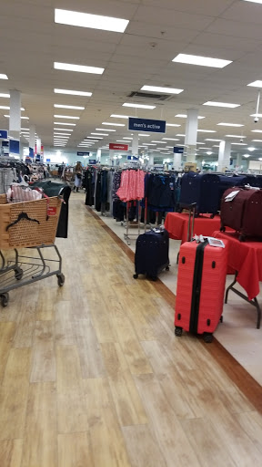 Department Store «Marshalls & HomeGoods», reviews and photos, 200 Petersville Rd, New Rochelle, NY 10801, USA