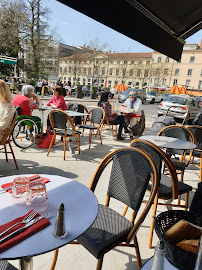 Atmosphère du Restaurant L'Espace Carnot à Lyon - n°18