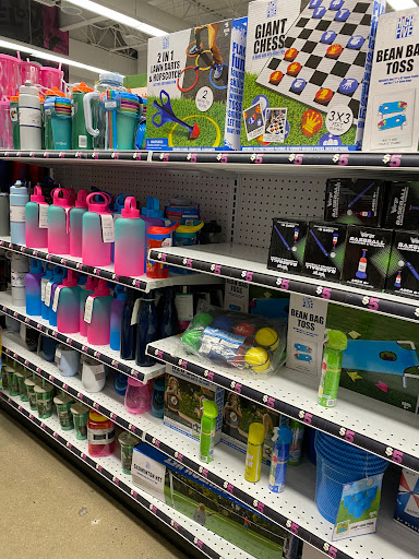 Variety Store «Five Below», reviews and photos, 13005 Lee Jackson Memorial Hwy, Fairfax, VA 22033, USA