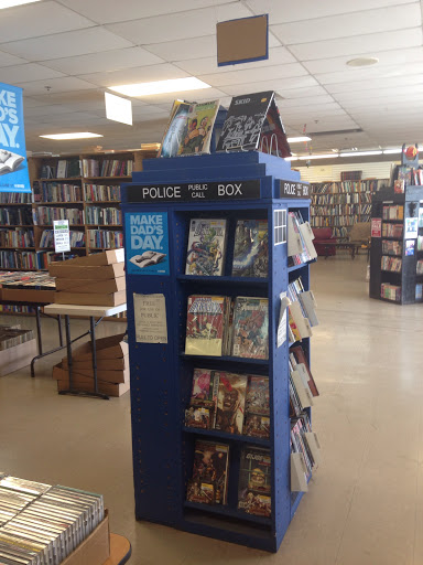 Book Store «Half Price Books Outlet», reviews and photos, 1785 Campbell Ln, Bowling Green, KY 42104, USA