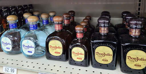 Liquor Store «USA Liquor Store», reviews and photos, 10022 Long Point Rd, Houston, TX 77055, USA