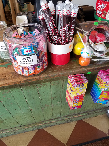 American Restaurant «Lickity Split Frozen Custard», reviews and photos, 6056 N Broadway St, Chicago, IL 60660, USA