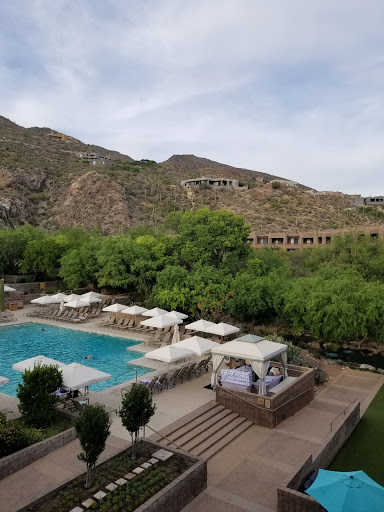 Country Club «Ventana Canyon Golf & Racquet Club», reviews and photos, 6200 N Club House Ln, Tucson, AZ 85750, USA