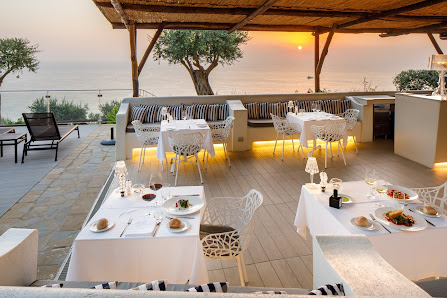 Scirocco Sunset Restaurant Via Vincenzo Maggio, 5, 80061 Massa Lubrense NA, Italia