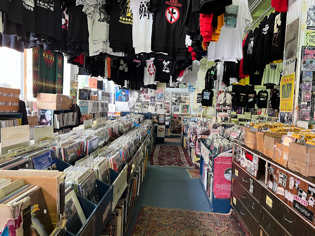 Reviews of 2nd Avenue Records in Portland - Musical store