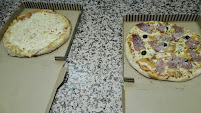 Plats et boissons du Pizzeria L'Amoura Pizza à Toulouse - n°5