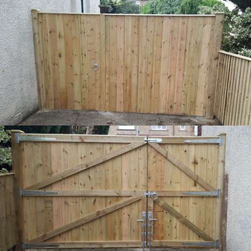 Comments and reviews of Leeds and Bradford fencing and sheds