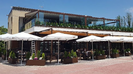 Restaurante Tobogán - Av. Pablo Iglesias, s/n, 28922 Alcorcón, Madrid, Spain