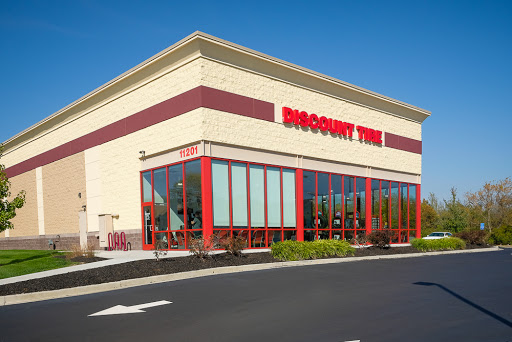 Tire Shop «Discount Tire Store - Farragut, TN», reviews and photos, 11201 Kingston Pike, Farragut, TN 37934, USA