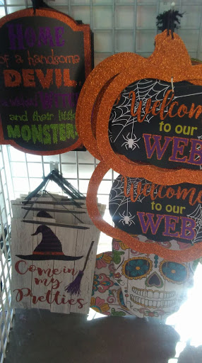 Dollar Store «Dollar Tree», reviews and photos, 790 Arlington Ridge #301, Akron, OH 44312, USA