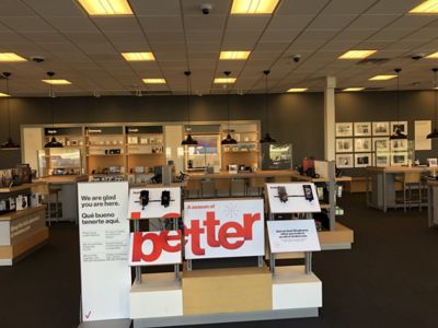 Cell Phone Store «Verizon», reviews and photos, 2802 Interstate 35 Frontage Rd h, New Braunfels, TX 78130, USA