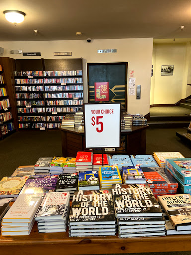 Book Store «Barnes & Noble», reviews and photos, 700 4th St, Santa Rosa, CA 95404, USA