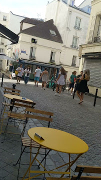 Atmosphère du Restaurant français Le Replat de Montmartre à Paris - n°4