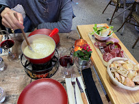 Raclette du Restaurant français Chez Constant à Chamonix-Mont-Blanc - n°14