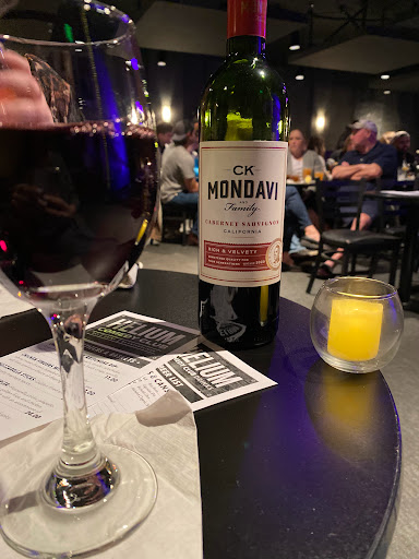 Comedy Club «Helium Comedy Club - Portland», reviews and photos, 1510 SE 9th Ave, Portland, OR 97214, USA