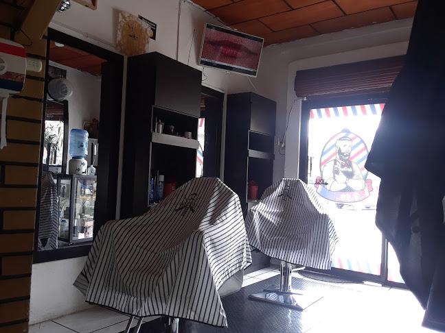 "Barber Shop Niola" - Cuenca