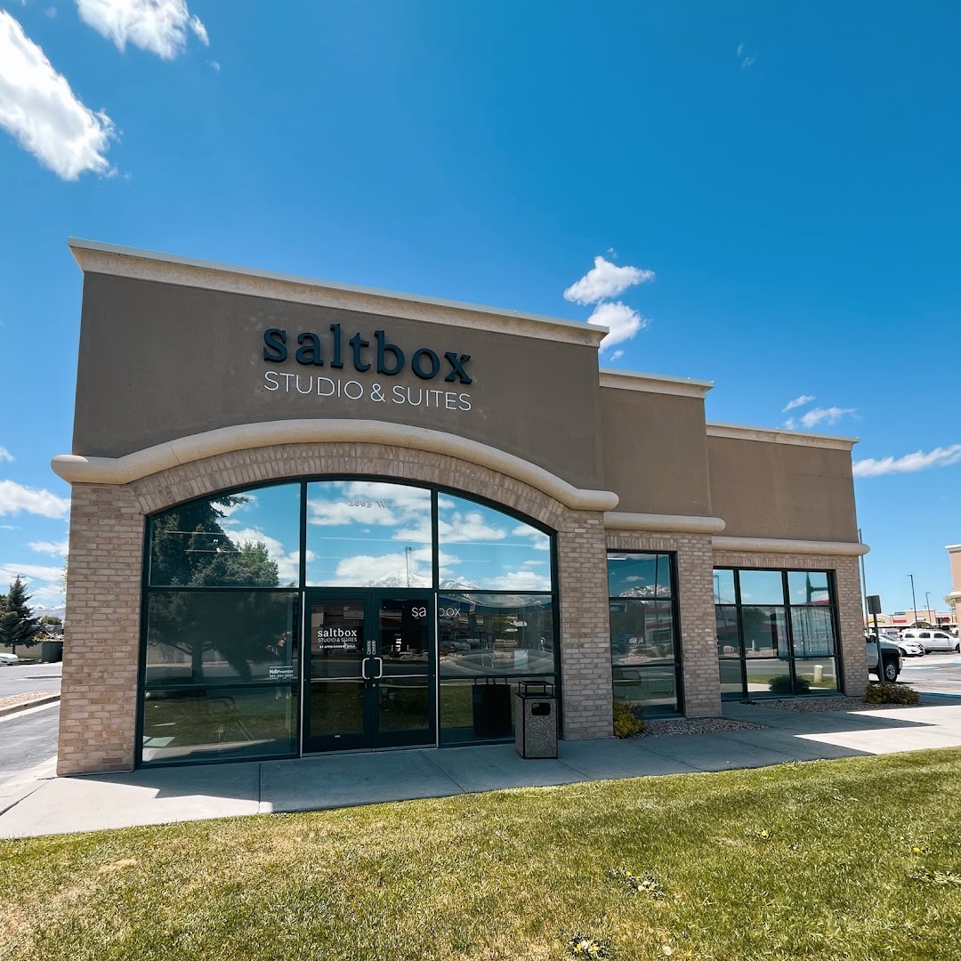 Saltbox Studio and Suites