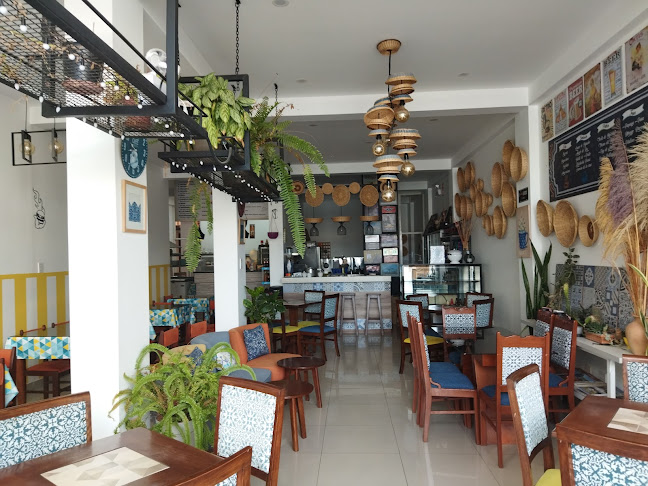 Cafetería Champion - Camaná