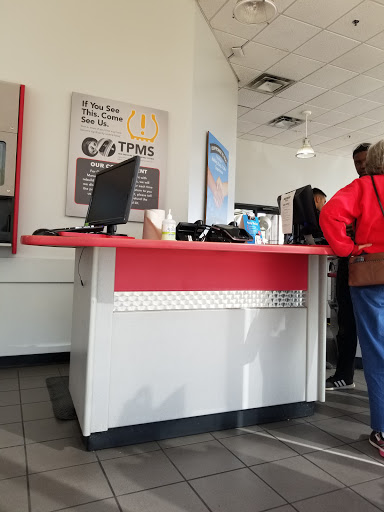 Tire Shop «Discount Tire Store - Georgetown, TX», reviews and photos, 1104 Rivery Blvd, Georgetown, TX 78628, USA