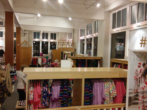 Baby Clothing Store «Hanna Andersson», reviews and photos, 327 NW 10th Ave, Portland, OR 97209, USA