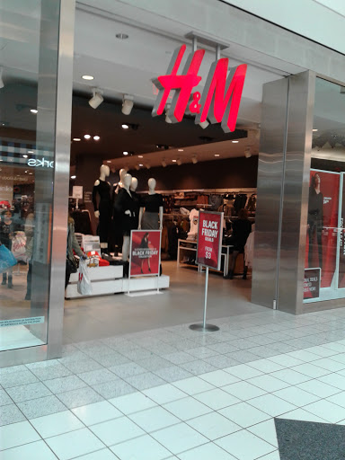 Shopping Mall «Great Northern Mall», reviews and photos, 4954 Great Northern Mall, North Olmsted, OH 44070, USA