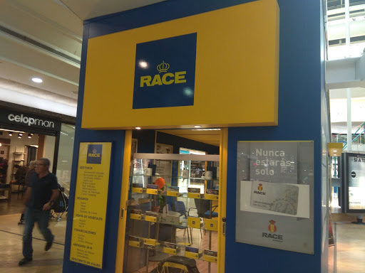 RACE - Real Automóvil Club de España. Tienda de Málaga