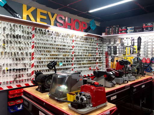 Locksmith «Cerrajero Liberty Locksmith Miami (cerrajeria)», reviews and photos, 10849 SW 40th St, Miami, FL 33165, USA