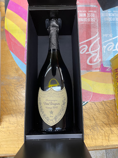 Liquor Store «Holiday Wine & Spirits», reviews and photos, 112 S Royal Oaks Blvd, Franklin, TN 37067, USA