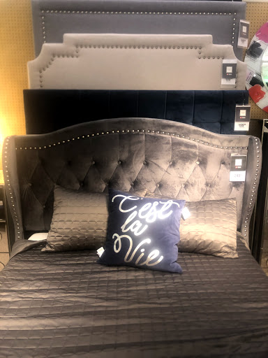 Furniture Store «Value City Furniture», reviews and photos, 800 Thruway Plaza Dr, Cheektowaga, NY 14225, USA