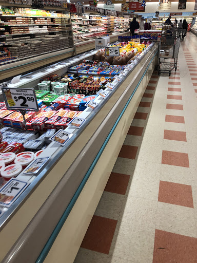 Grocery Store «Market Basket», reviews and photos, 95 Sutton Ave, Oxford, MA 01540, USA