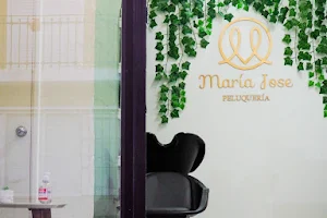 María José peluquería image