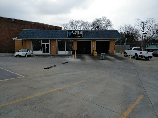 Diamond Car Wash and Deli en Knoxville