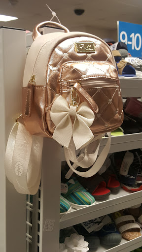 Clothing Store «Ross Dress for Less», reviews and photos, 349 N San Fernando Blvd, Burbank, CA 91502, USA
