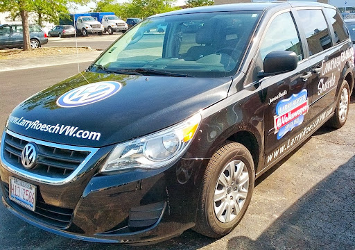 Volkswagen Dealer «Larry Roesch Volkswagen», reviews and photos, 313 W Grand Ave, Bensenville, IL 60106, USA