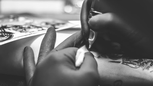 Tattoo Shop «Pens and Needles Tattoo Studio», reviews and photos, 1314 Airline Dr, Bossier City, LA 71112, USA