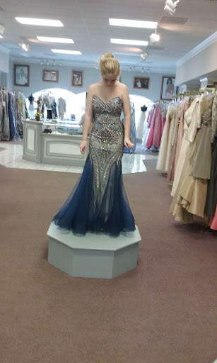 Bridal Shop «Golden Needle Bridal», reviews and photos, 426 SW Commerce Dr #110, Lake City, FL 32025, USA