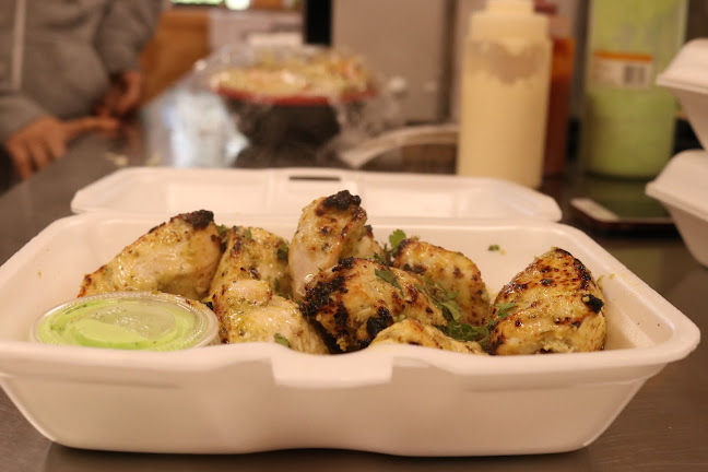 The Garlic Indian Takeaway - Restaurant