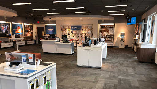 Cell Phone Store «AT&T», reviews and photos, 1580 Chester Pike, Eddystone, PA 19022, USA