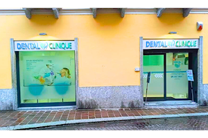 Studio Dentistico Dental Clinique Pavia image