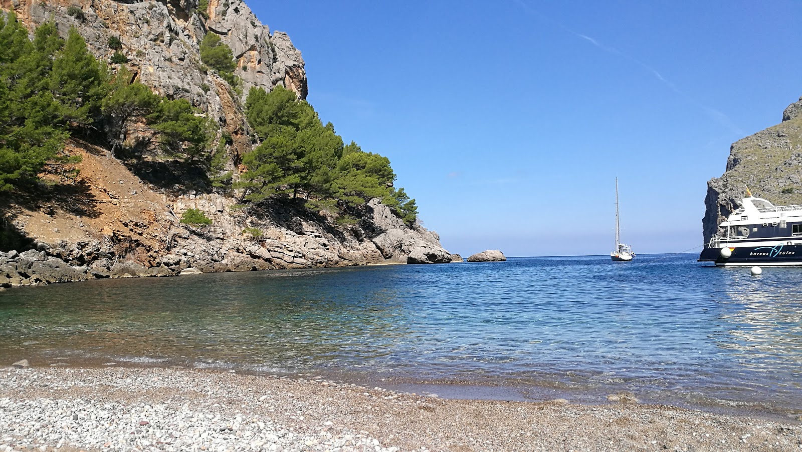 Φωτογραφία του Port De Sa Calobra με επίπεδο καθαριότητας πολύ καθαρό