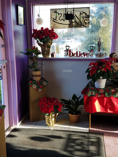 Florist «Flowers N More», reviews and photos, 740 SE Madison St, Albany, OR 97321, USA