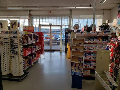 Dollar Store «FAMILY DOLLAR», reviews and photos, 3179 Queens Chapel Rd, Mt Rainier, MD 20712, USA