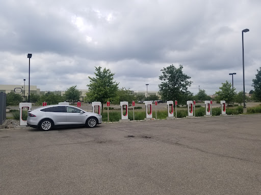 Electric vehicle charging station contractor Lansing