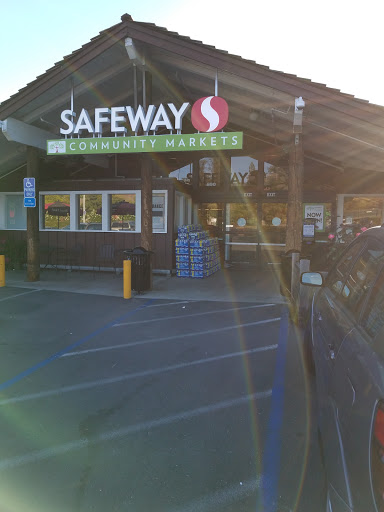 Andronicos Community Markets image